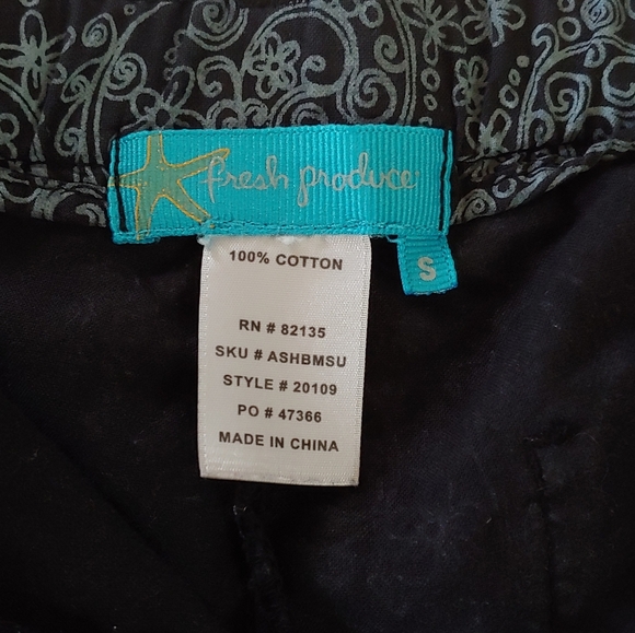 Fresh Produce Bermuda Shorts gray black Floral Print S - Picture 2 of 5